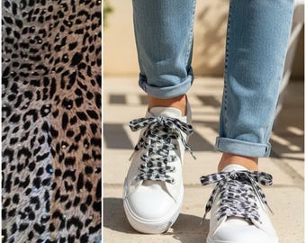 Shoelaces 115 centimeters long, various lengths, leopard, panther, or animal print with small, flat rhinestones. Cotton and polyester