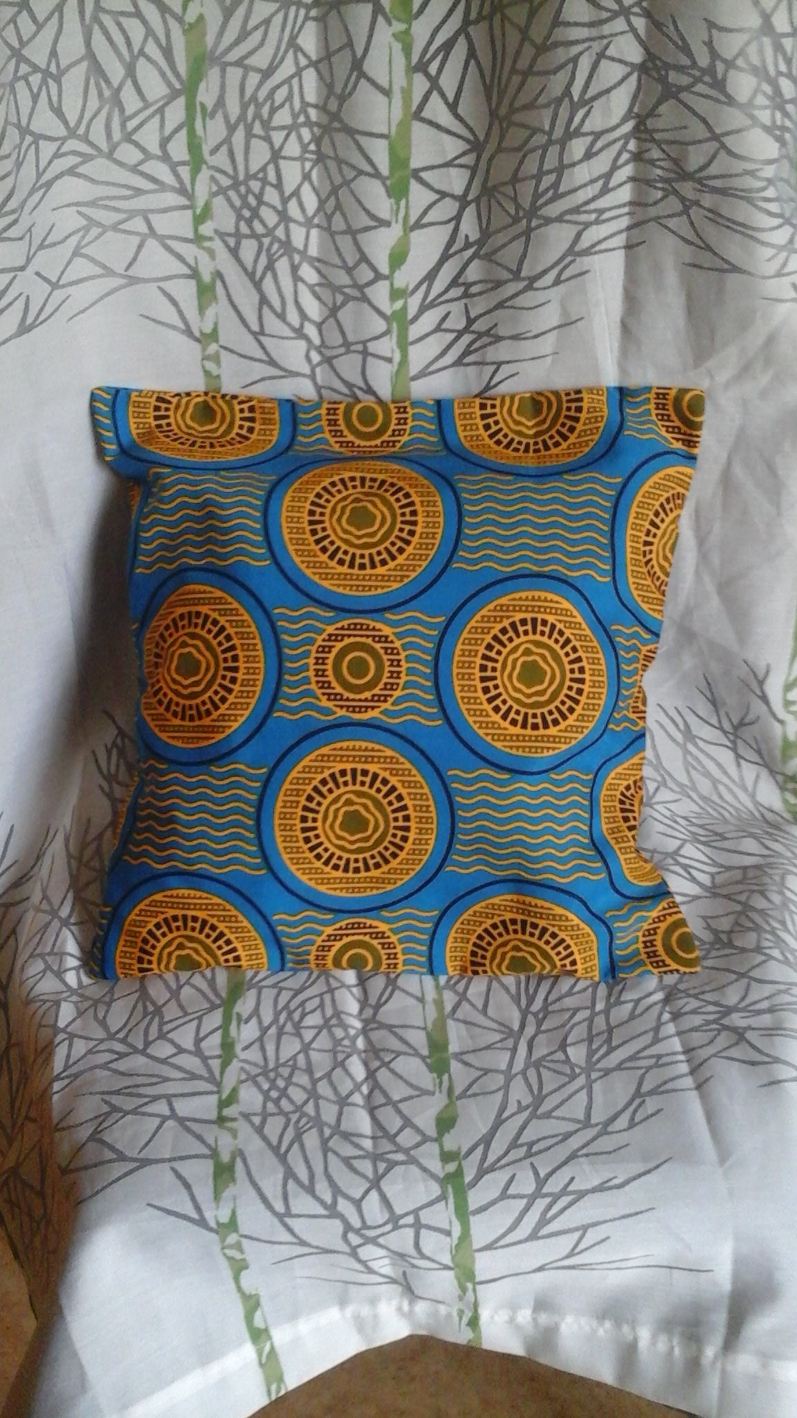 Envoi Rapide Housse Pour Coussin de 40 sur en Print Wax Bleu/Jaune Style Africain