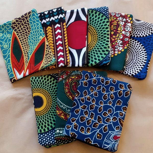 Plusieurs couleurs, étuis passeports, protège passeport en wax pagne batik tissu africain Cadeau gift mode