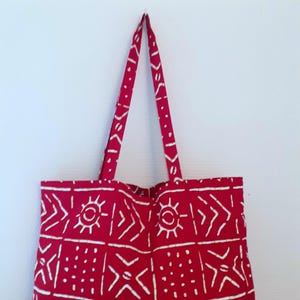 LARGE lined beach bag, tote in red bogolan print wax