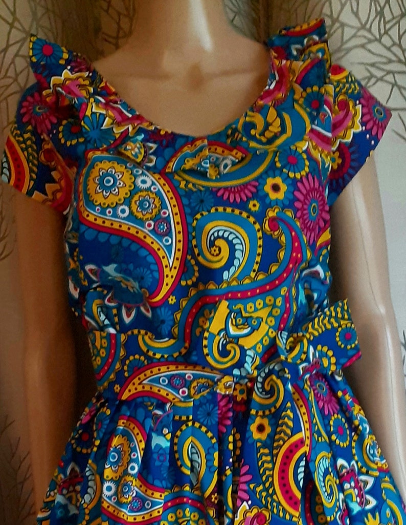 Plusieurs longueurs, robe style africain en wax style africain imprimé cachemire image 3