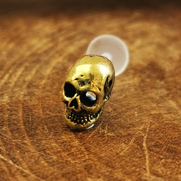 Skull Threadless End,Labret,Tragus,Madonna Piercing,Monroe Piercing,Body Jewellery,Ends,Tribal, 6mm, 8mm labret