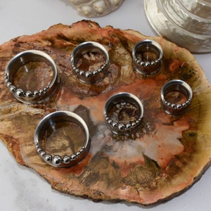 Silver Stainless Steel Tunnels,8mm,10mm,12mm,14mm,16mm,18mm,20mm,22mm,25mm,Eyelets,Gauge Jewelry,Dotted tunnel,Metal tunnels