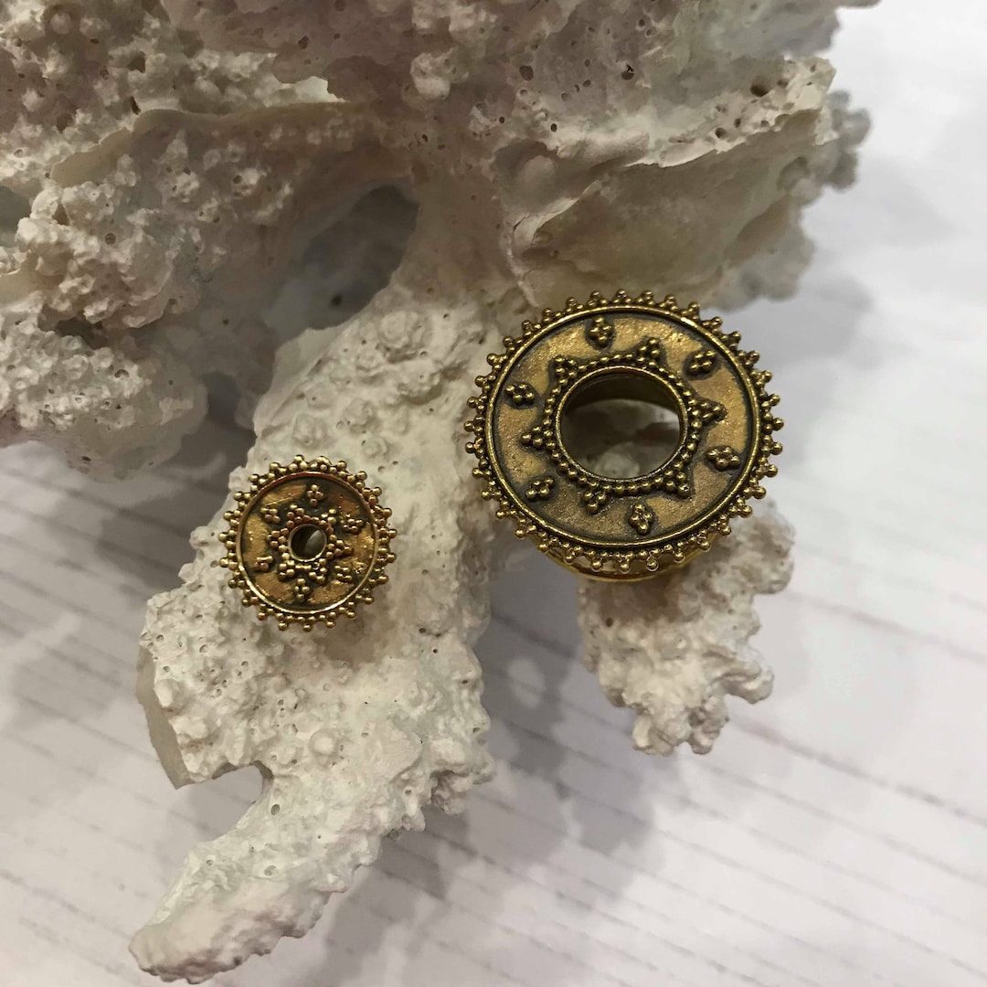 Brass Tunnels,brass Ear Plugs, Plugs,tunnels,stretchers,flesh Tunnels