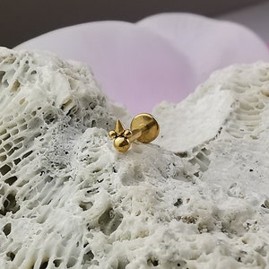 Gold Plated Stainless Steel Spiked Labret,Tragus,Medusa,Monroe,Gold Piercing,Body Jewellery,Threaded pin,Threaded end