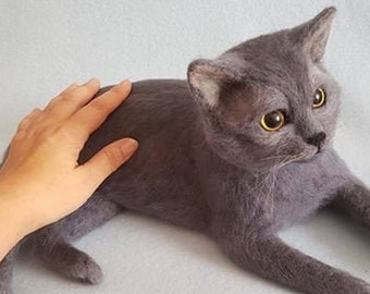 realistic cat sewing pattern