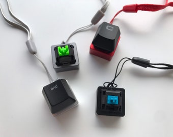 Nyckelring med tangentbordsbrytare, Fidget-leksak i aluminium och metall, personlig present till initialer, brytare för mekaniskt tangentbord, present till programmerare.