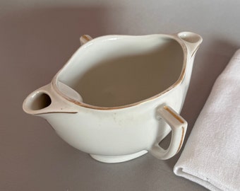 Saucière porcelaine avec côté gras et côté maigre