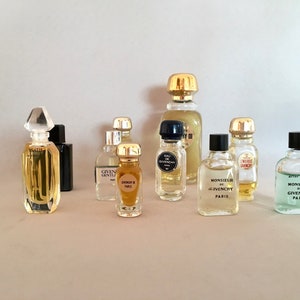 Viele Miniatur-Parfümflaschen, französische Parfümeursammlung, Set von Parfümflaschen