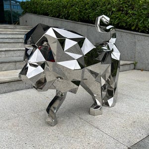 Life Size Stainless Steel Lion Sculpture: Polygonal Metal Art Decor