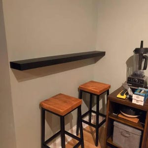 朝食バー、レストラン、キッチン、バスルーム、リビングルーム、ベッドルーム、オフィス、アウトドア、フィットネス、プール用のステンレス製フローティングシェルフ。