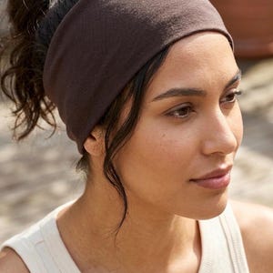 Wide stretch headband for women – Brown viscose jersey – Boho hairband – Comfortable handmade hair accessory image 1