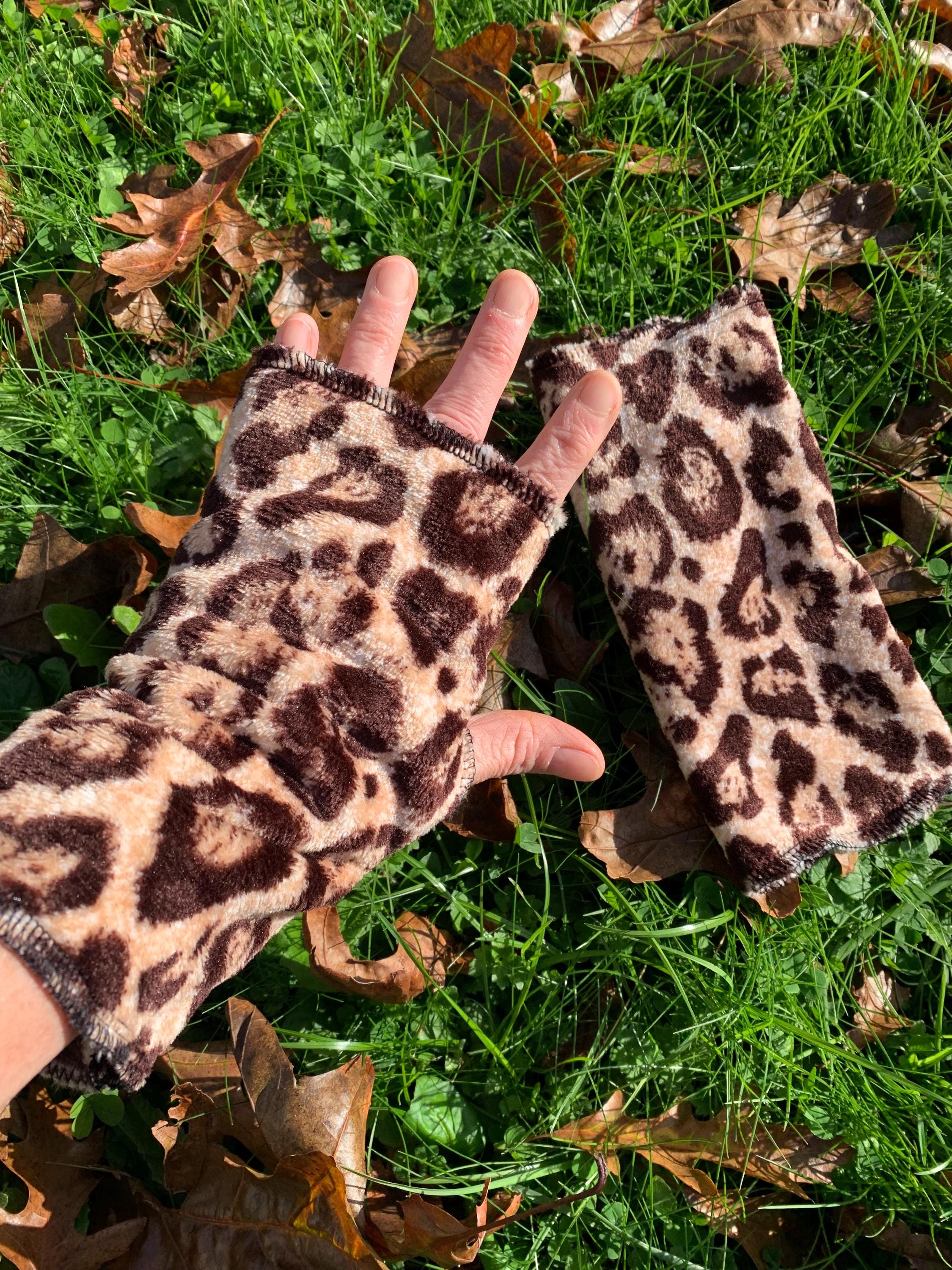 Mitaines Femme Imprimé Léopard – Chaudes, Sans Doigts, En Daim Et Fourrure Artificielle Pour L’hiver