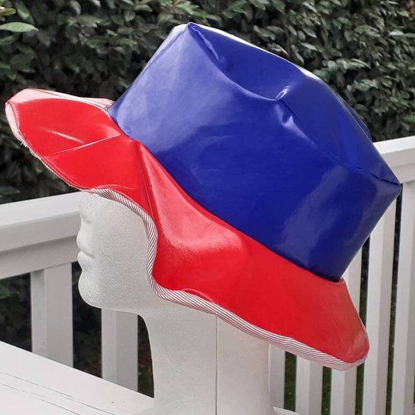 chapeau de pluie femme bleu et rouge imperméable cadeau