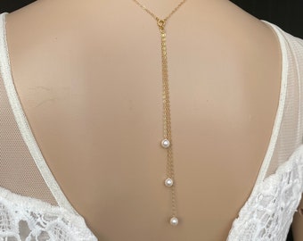 Collier et bijou de dos, pendentif 3 chaines en gold filled , perles swarovski blanches M415