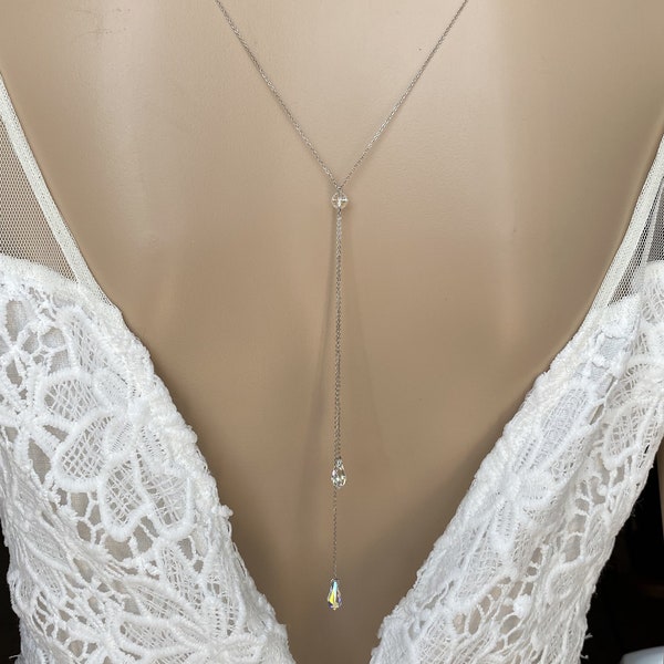 Collier et bijou de dos chaine fine en acier inoxydable et perles gouttes en cristal swarovski M442