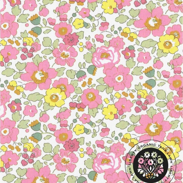 coupon tissu motif LIBERTY rose guimauve BETSY