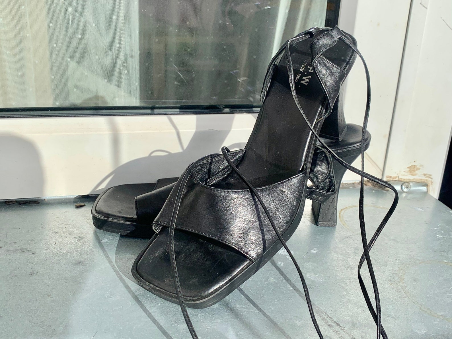 90s square heels