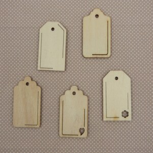 Embellissements X10, sujet en bois : tags, étiquettes