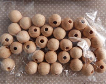 Bag of wooden beads for macramé