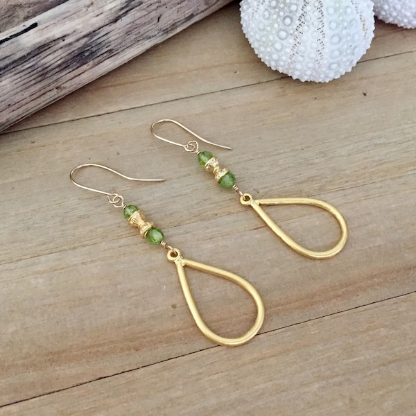 Adelaïde  gold filled earrings featuring peridot with artisan gold gilded pendant and bead