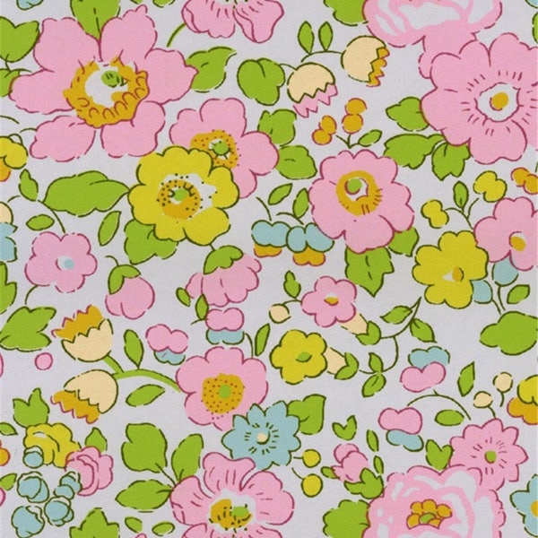 Tissu imprimé Liberty motif Liberty Betsy couleur rose jaune béryl