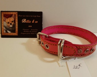 Pink leather collar for dogs