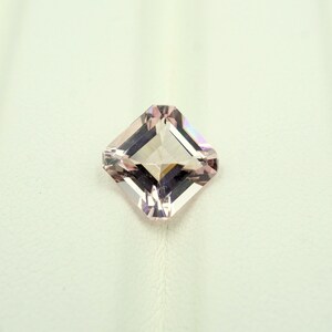 Peach Morganite Gemstone: AAA Octagon Faceted Loose Stone, 2.50 Ctw