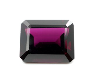 Natural Rhodolite Garnet Gemstone: 19.00Cts Octagon Cut Purple Stone