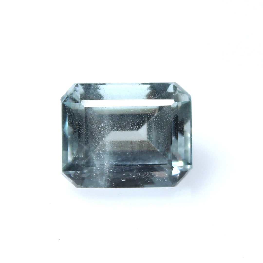 Natural Aquamarine Gemstone: Octagon Faceted Loose Gem (3.90cts, 10x8x6 ...