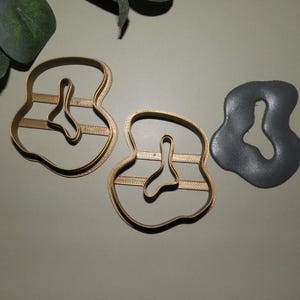 "Organic" cookie cutter