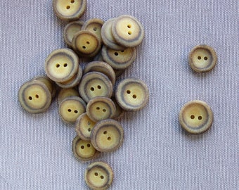 BUTTON 2 holes 15 OR 18 MM decreasing price