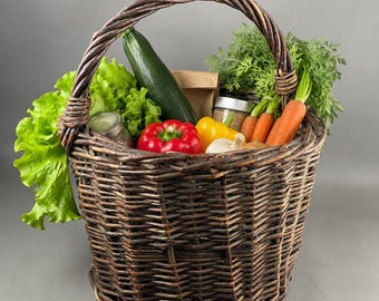 Vintage Viburnum Basket
