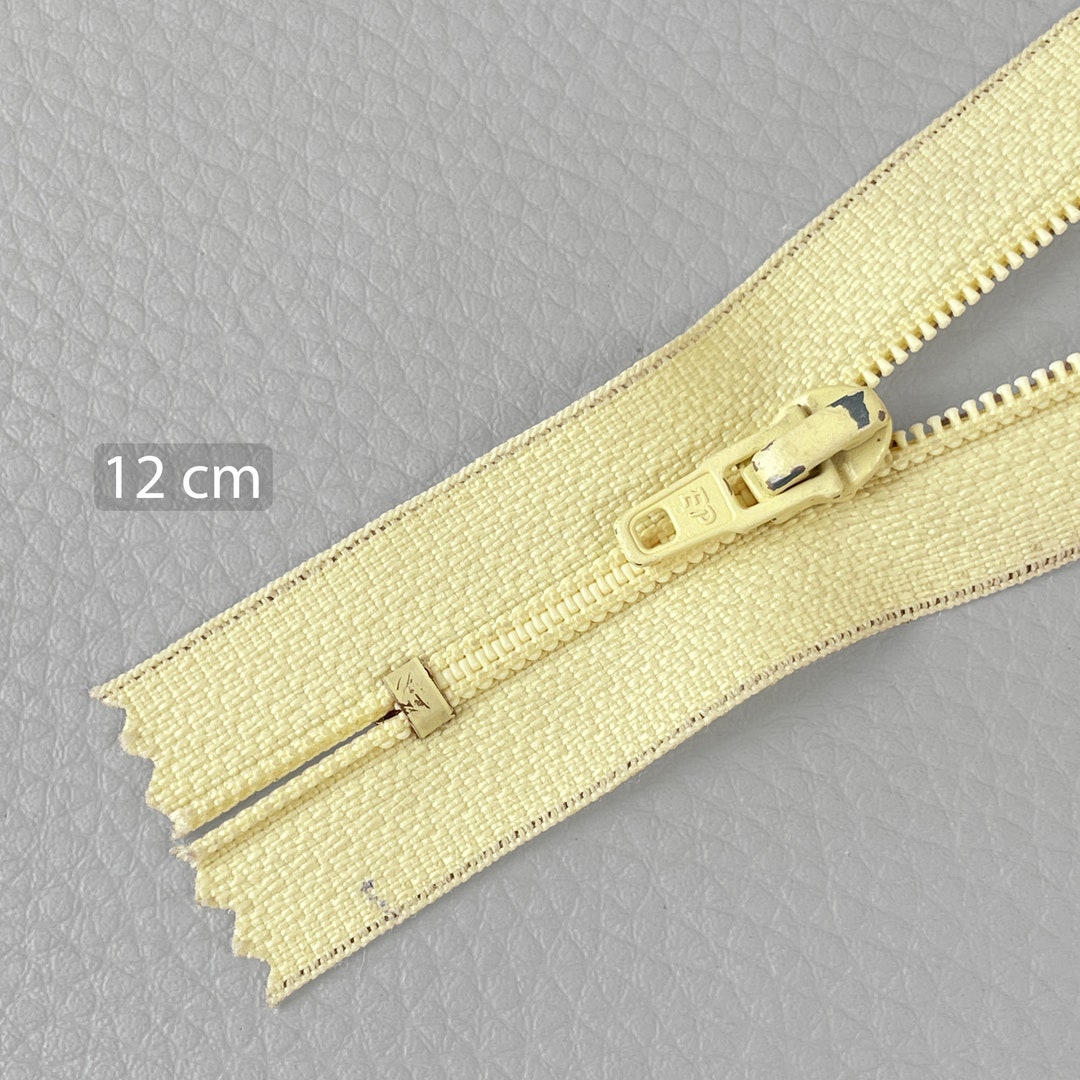 Prym Cerniera Bianca Con Bordi In Pizzo – Lunghezza 20 Cm, Per Abbigliamento, Costumi E Artigianato