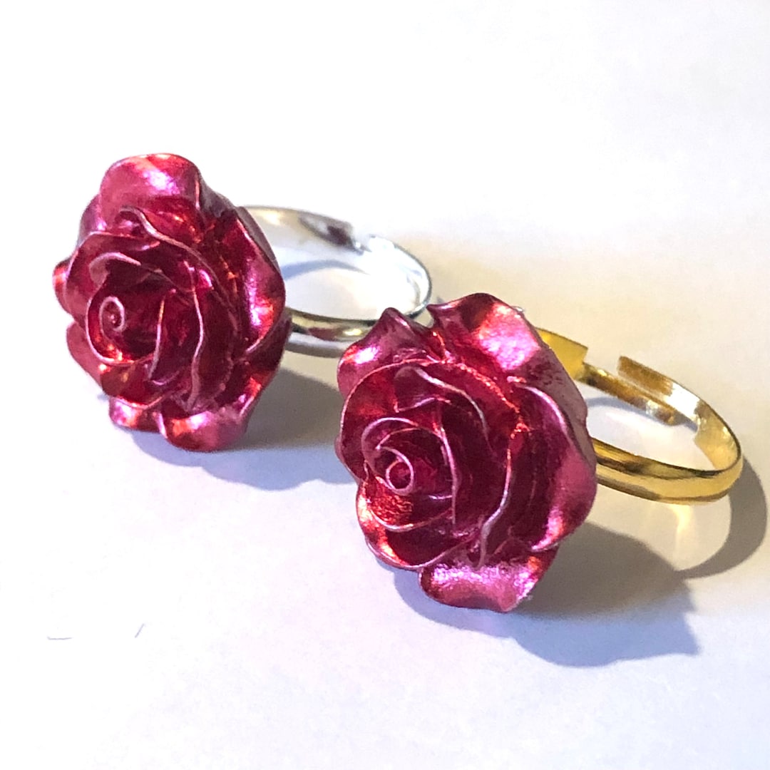 Red Rose Ring in Metallic Dark Red Resin on an Adjustable Band ...