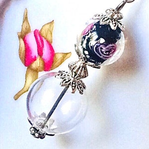 Silver earrings with pink lampwork beads inlaid with black background and transparent globe/bubble, retro romantic “Souvenir bottle”