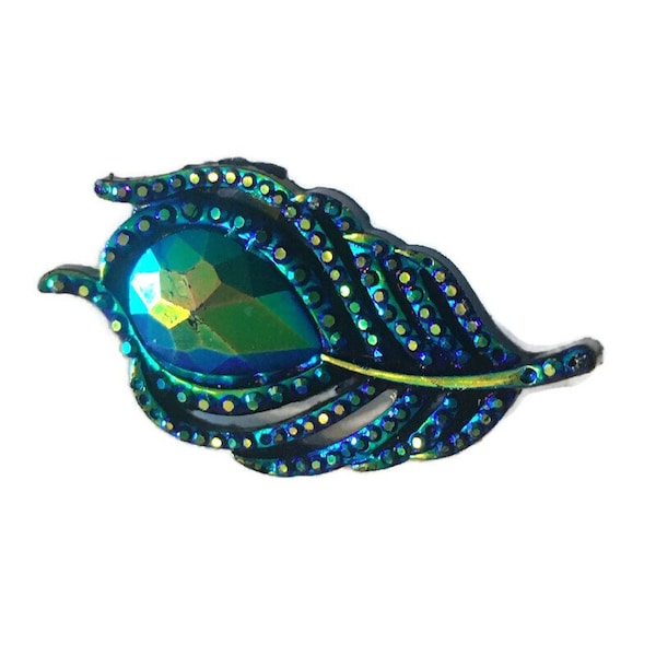 Broche plume de paon bleu vert 3D irisée brillante en résine et strass montée sur épingle argentée, éclatante, chatoyante, soirées