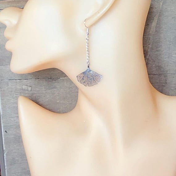 Boucles d'oreilles en feuille de Ginkgo émaillées en argent - France