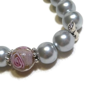 Bracelet gray, vintage pink, purple, pearlescent glass beads, pearl flower lampwork, knot, aged silver primers, retro-romantic