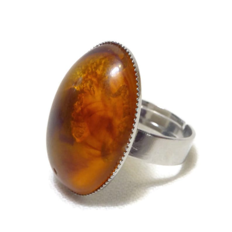 18x25mm classic honey Oval amber resin imitation ring caramel on serrated oval tray holder in adjustable silver metal