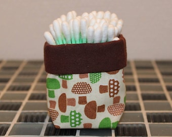 Q-tips - mushroom - reversible pattern basket