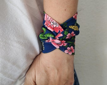 Flowers Folclore Navy Floral Twist Wrist Cuff Bracelet Wrist Bracelets Fashion Wrist Cuff Teens Wrist Tattoo Cover Fabric Jewelry scar cove