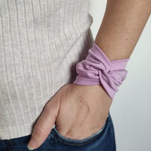 Crocus Twist Wrist Cuff Bracelet Wrist Wrap Bracelets Fashion Accessory Women Wrist Cuff Teens Wrist Tattoo Cover Up Fabric Jewelry scar cov