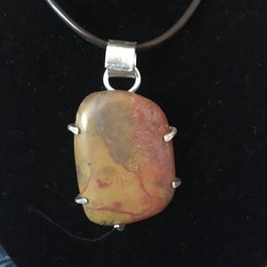 Brown agate necklace image 2