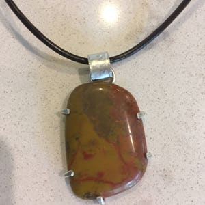 Brown agate necklace image 1