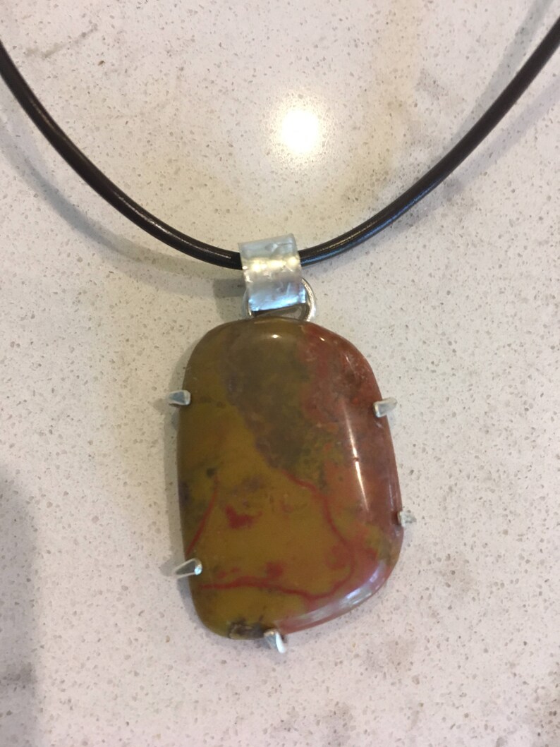 Brown agate necklace image 1