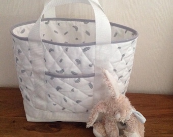 Tote around baby feather