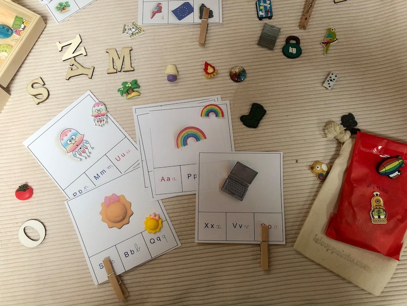 Set 1 phono Games, Reading Sounds, Activities Booklet, Phonology, The Pointed Wolf Montessori, learning reading sounds, kindergarten image 9