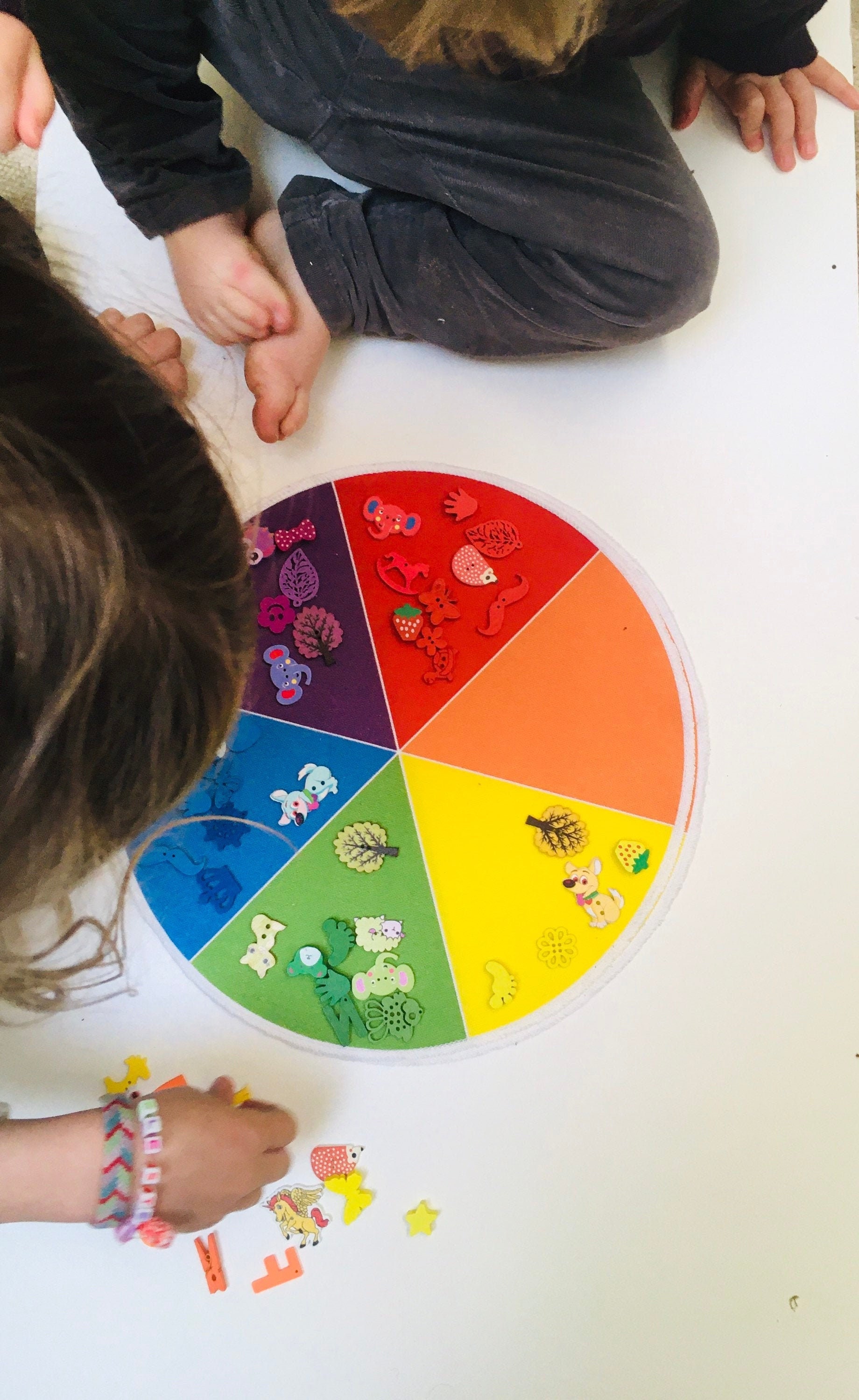 CERCLE TISSU 9 Couleurs, Enneagone, Troisième boîte des couleurs Montessori,  Activité couleurs, Eveil enfant dès 3 ans -  France