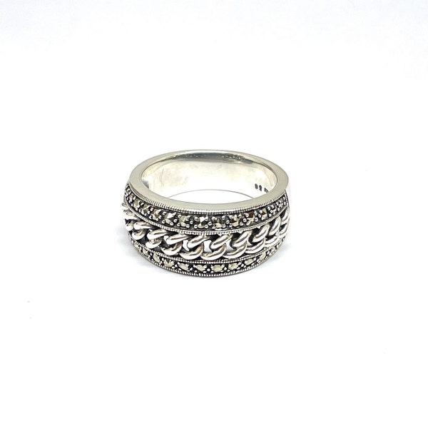 Bague en argent véritable et marcassites